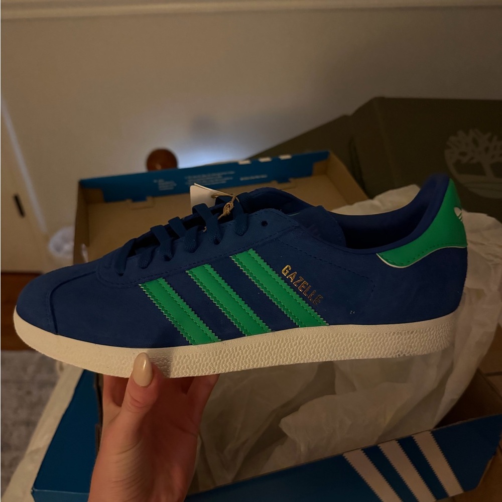 Adidas Men's Royal Blue and Emerald Sneakers